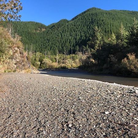 The River Shack ネルソン エクステリア 写真